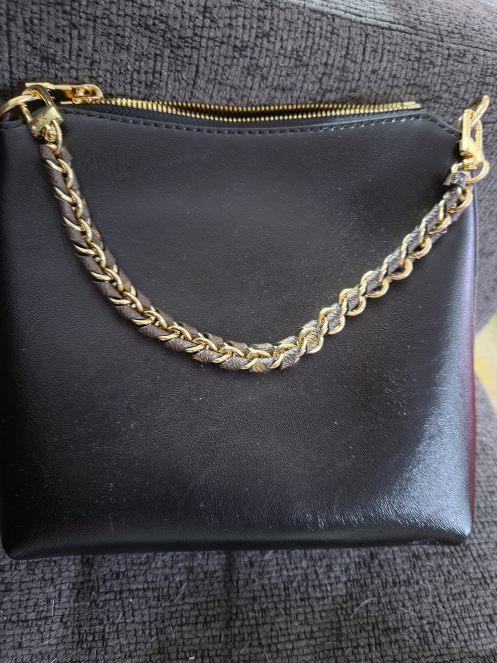 Mini Multipass In Black Leather - Picture 10 of 14
